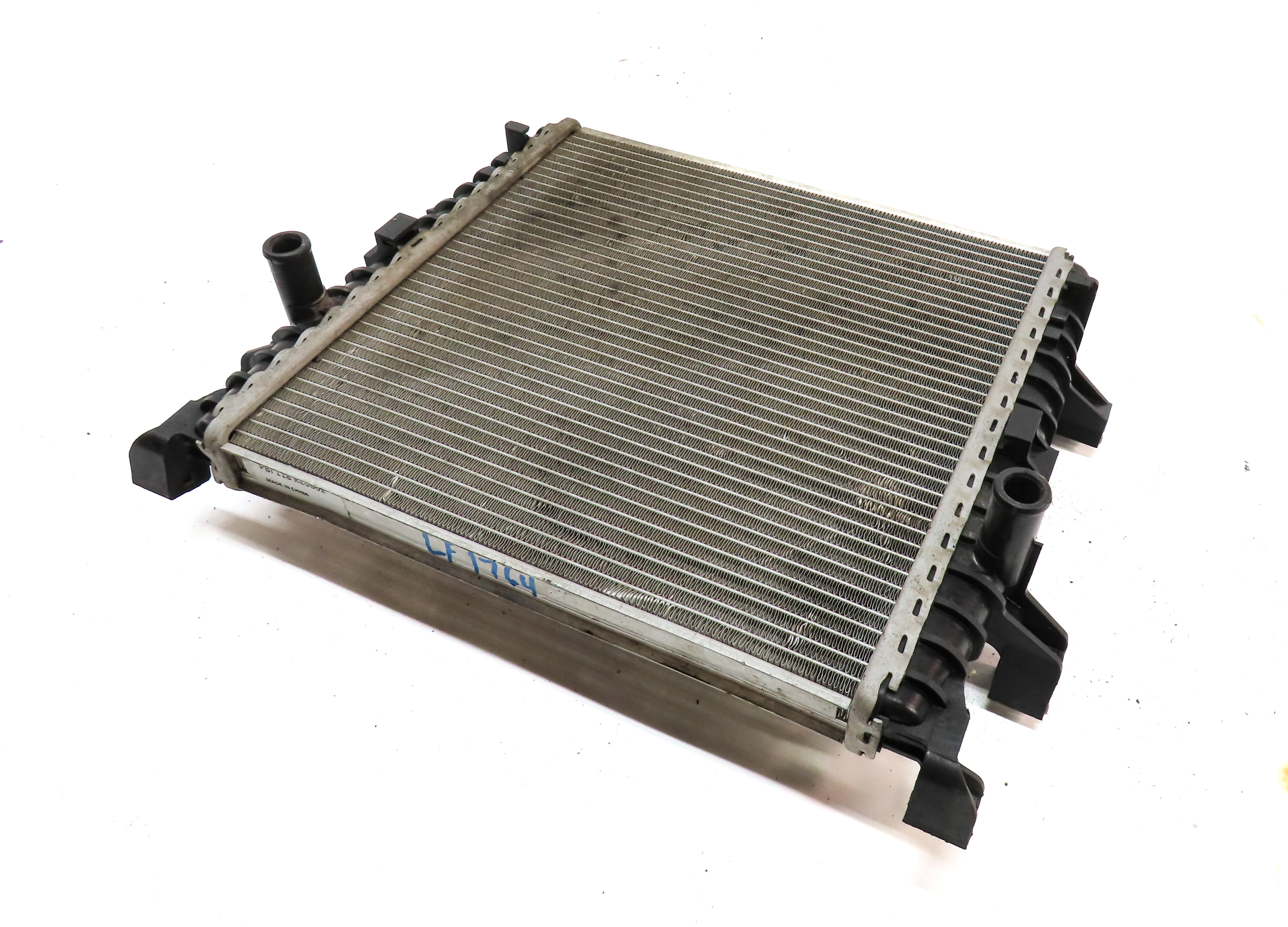 2011 AUDI Q7 (4L) 3.0L SUPER (CJWC) ENGINE FRONT LEFT DRIVER AUXILIARY RADIATOR — exact item pictured